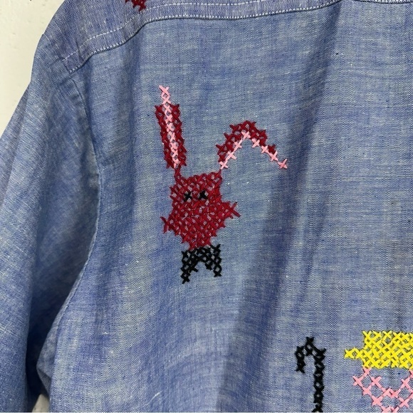 Hand Sewn Large One of A Kind Monogramed JH Embroidered Blue Chambray Shirt - Picture 8 of 13